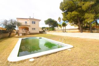 Chalet en venta en Segur de Calafell en Calafell