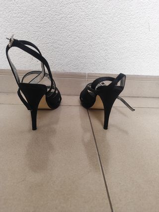 Sandalias fiesta negro tacón