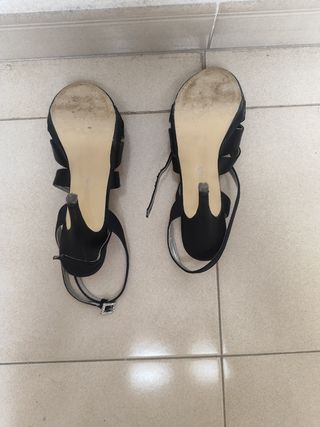 Sandalias fiesta negro tacón