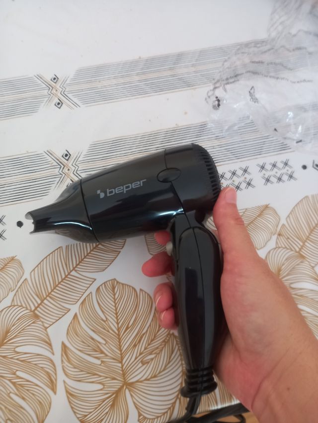 Secador de pelo de viaje. 