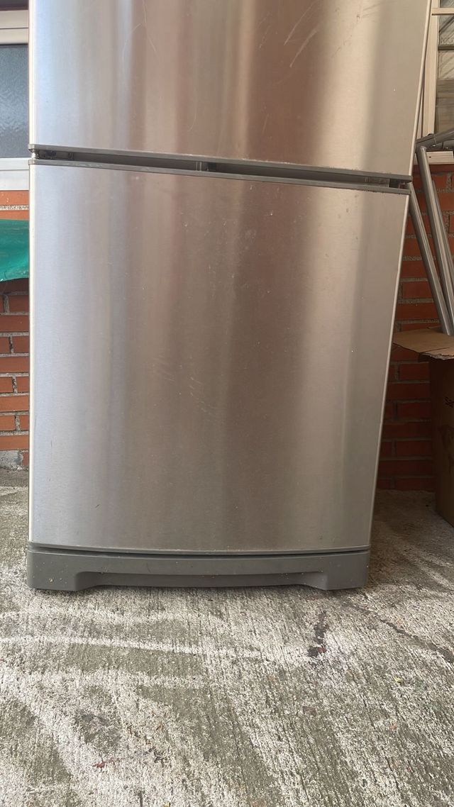 Puertas frigorífico Electrolux inox 70 cm.