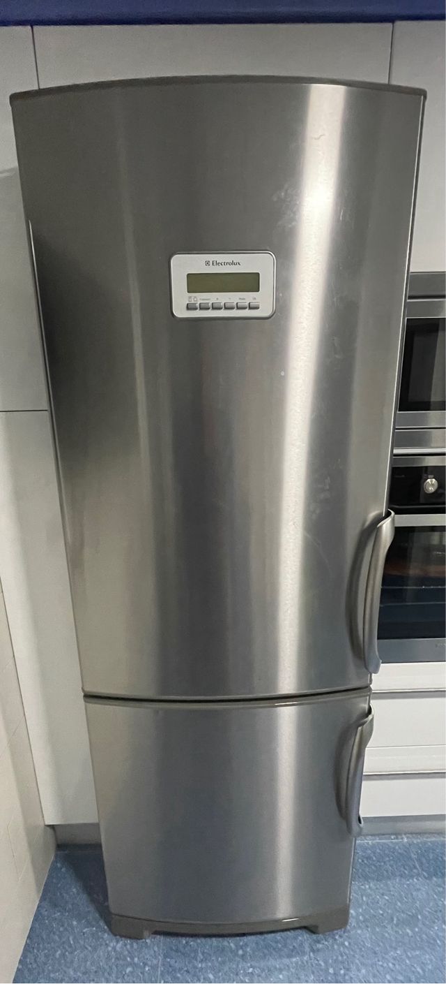 Puertas frigorífico Electrolux inox 70 cm.