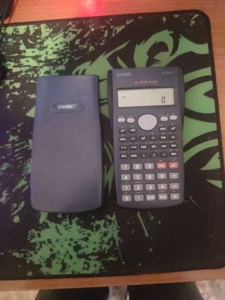 CALCULADORA CASIO fx-82MS
