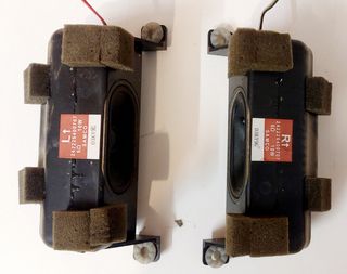 TV Philips 2 altavoces 6ohms 9W Samco