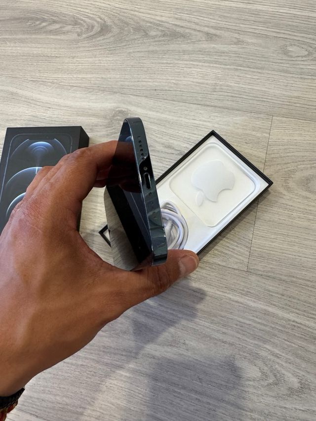 Iphone 12 pro max 128g