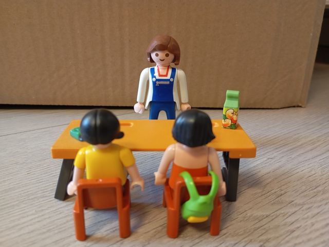 Escuela de playmobil