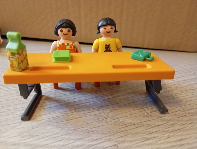 Escuela de playmobil