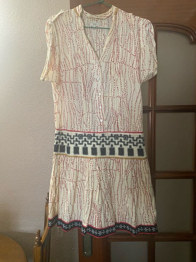 Vestido Hoss Intropia fresquito, muchos detalles