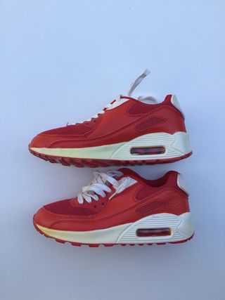 Zapatillas rojas, 37
