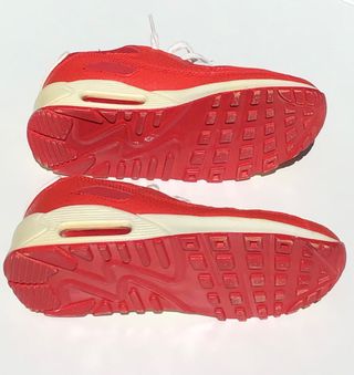 Zapatillas rojas, 37