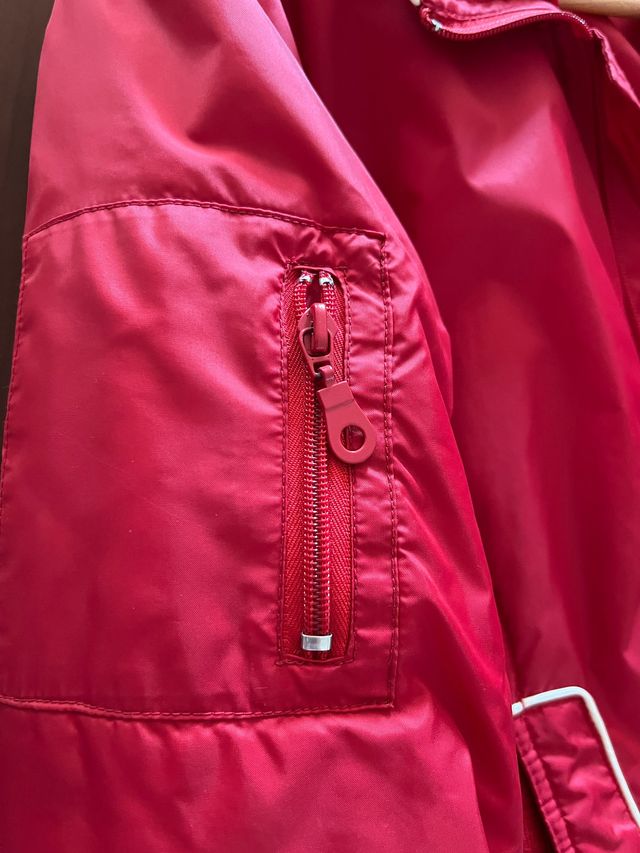 Chaqueta Cazadora Roja - ¡Dale Color a tu Estilo!
