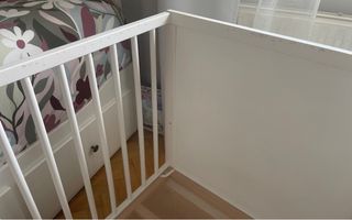 Cuna Ikea con colchon y ropa de cuna