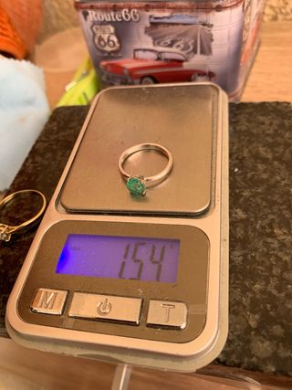Anillo plata rodiada Con esmeralda Colombiana