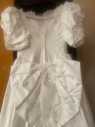 Vestido novia+Velo+Cancán