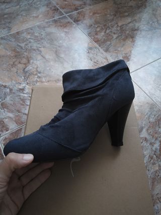 Botines azules de terciopelo 