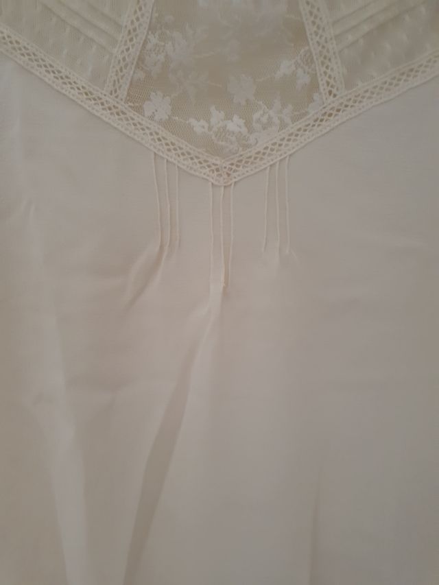 Camiseta color crudo talla S