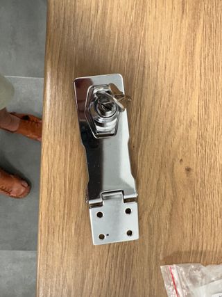 Cerraduras de muebles con llave a 90grados