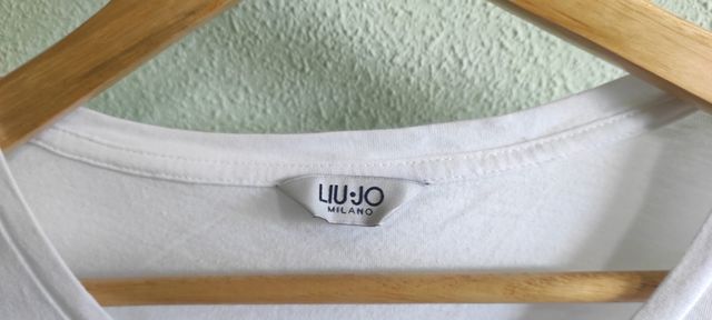 Camiseta LIU.JO (AUTENTICA) NUEVA ESTRENAR
