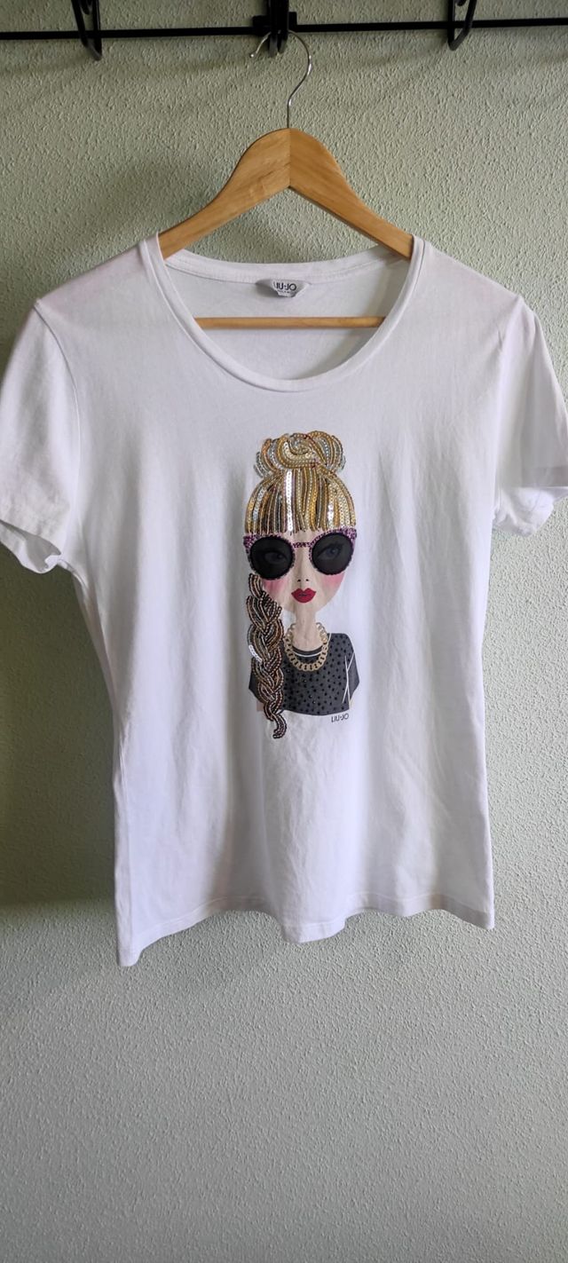 Camiseta LIU.JO (AUTENTICA) NUEVA ESTRENAR