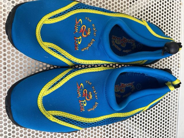 Escarpines parque acuatico, playa 