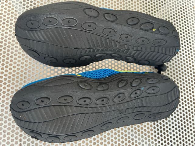 Escarpines parque acuatico, playa 