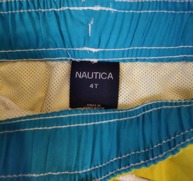 Short de Niño Marca Nautica talla 4