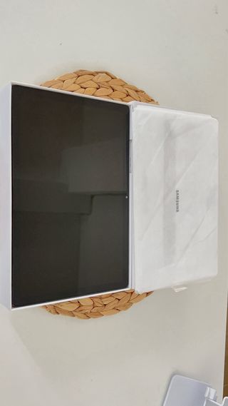 Tablet ~SANSUNG TAB A8~