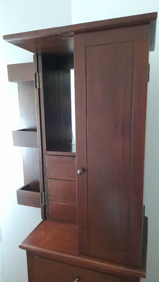 MUEBLE DE TECA