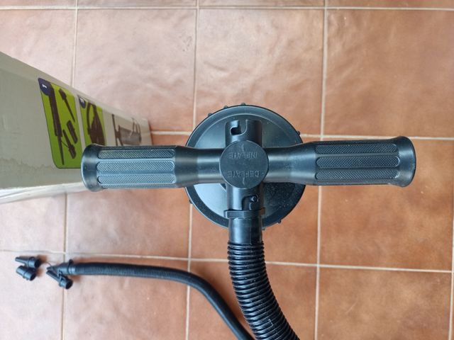 Bomba de aire manual