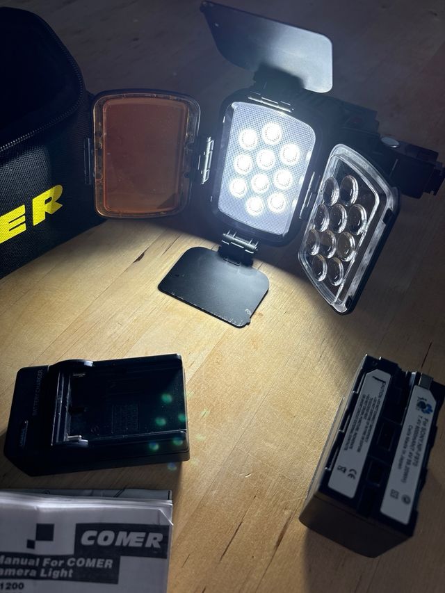 Flash led profesional Comer lbps1800