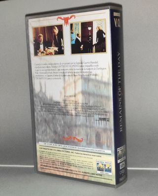 VHS • LO QUE QUEDA DEL DÍA (V.O.S.E.)