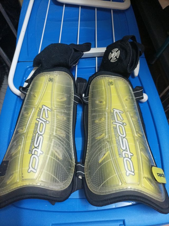 Espinilleras F 700 kipsta