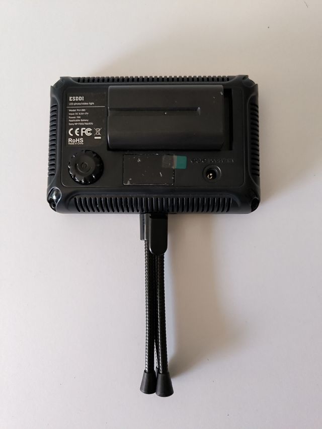 Foco para vídeos con batería