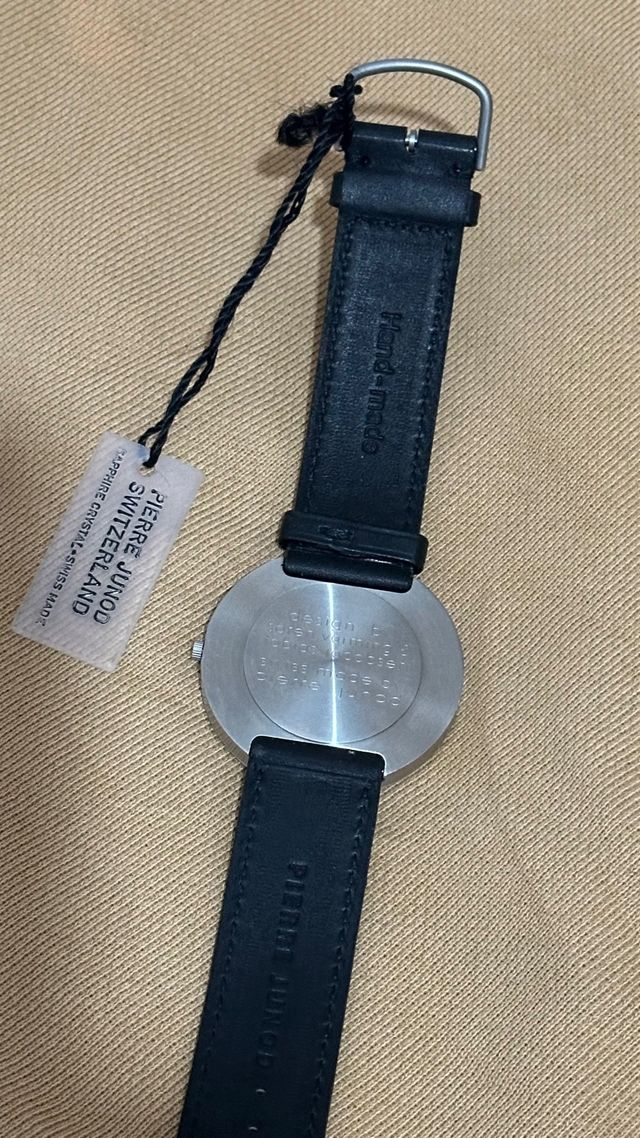 Reloj de diseñador pierre junod ( modelo Rail)