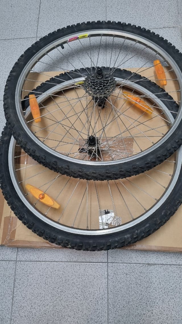 Ruedas Completas Bujes STX