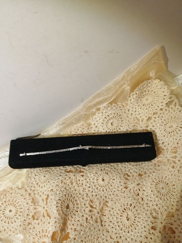 Pulsera de plata y esmeraldas