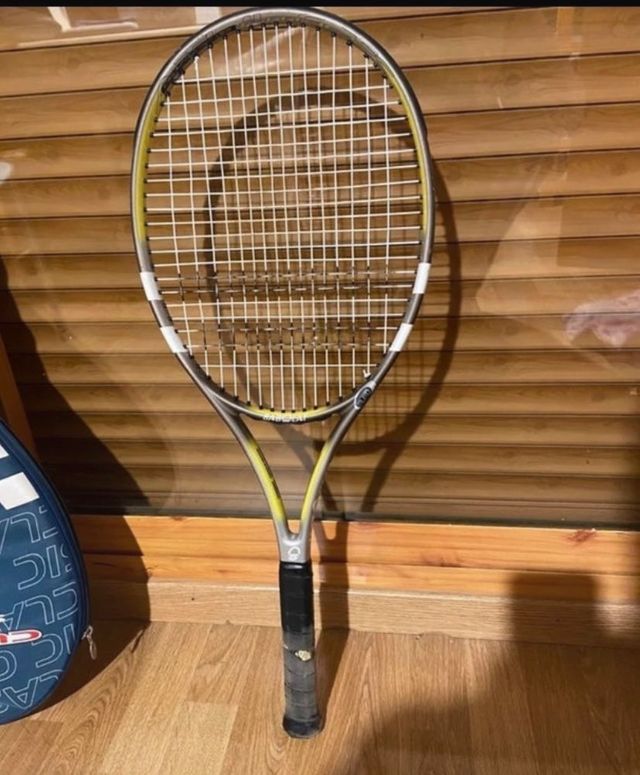 Raqueta Babolat con funda