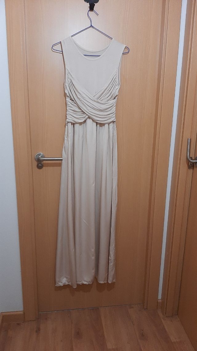 Vestido largo beige t. 36-38