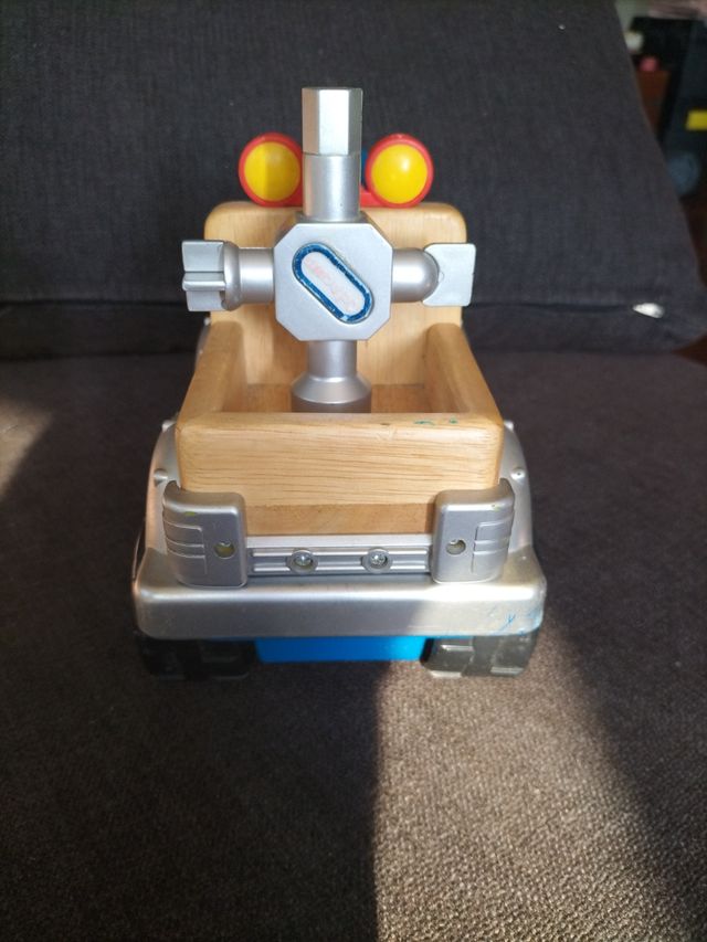 Camión Monster Truck de Madera