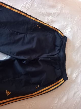 Pantalón Chándal Adidas.