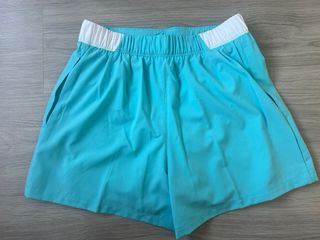 Pantalon/falda lacoste 
