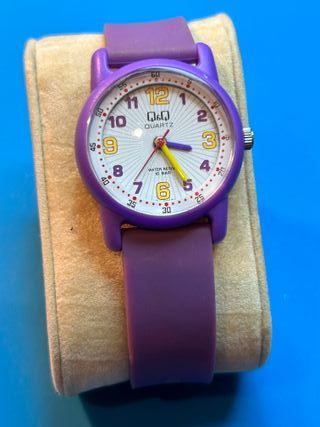 Reloj Q&Q Quartz