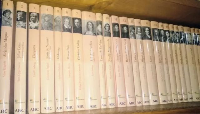 Colección estupenda de libros históricos del ABC