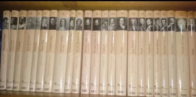 Colección estupenda de libros históricos del ABC