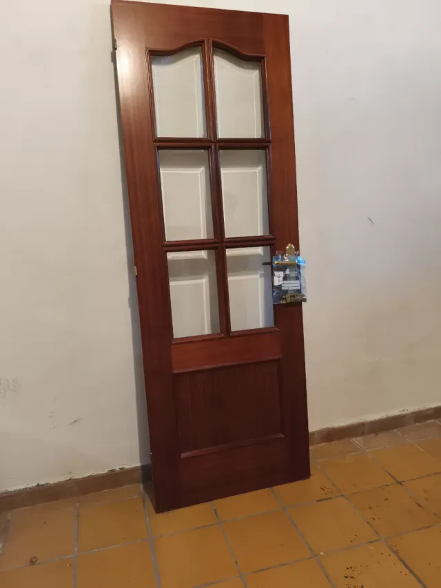 Puerta de madera excelente