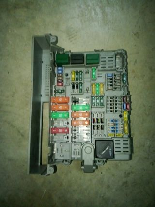 Caja rele fusibles bmw