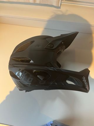 Cascointegral de bici de montaña troy lee designer