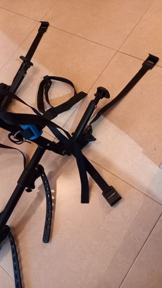 Portabicis para 2 bicis marca Norauto.