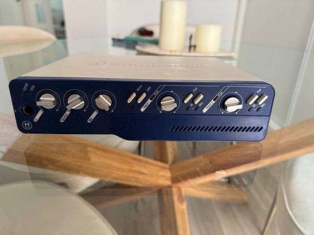 Tarjeta de sonido digital Mbox2