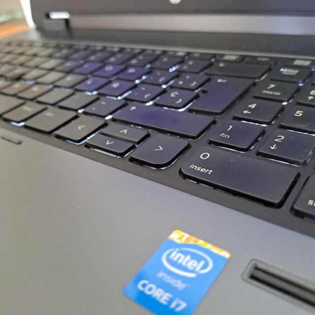 Portátil i7 16 GB RAM SSD Nvidia Quadro